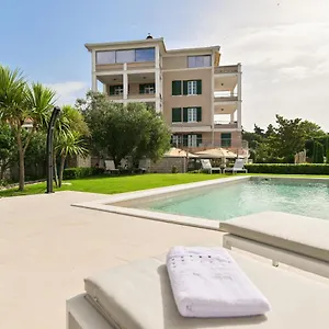 Hresc M Zadar